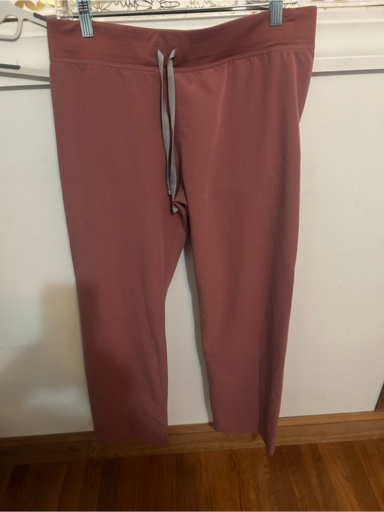 Figs Other - Figs Women's Scrub Pants in mauve